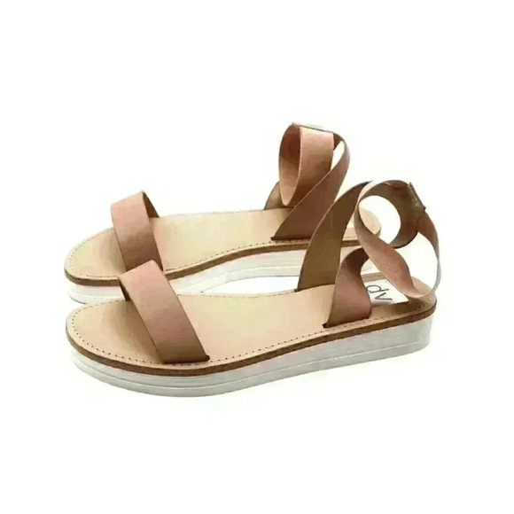 Dolce Vita Sandals - Picture 4 of 7